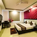 Hotel Olive Zone Near Delhi Airport